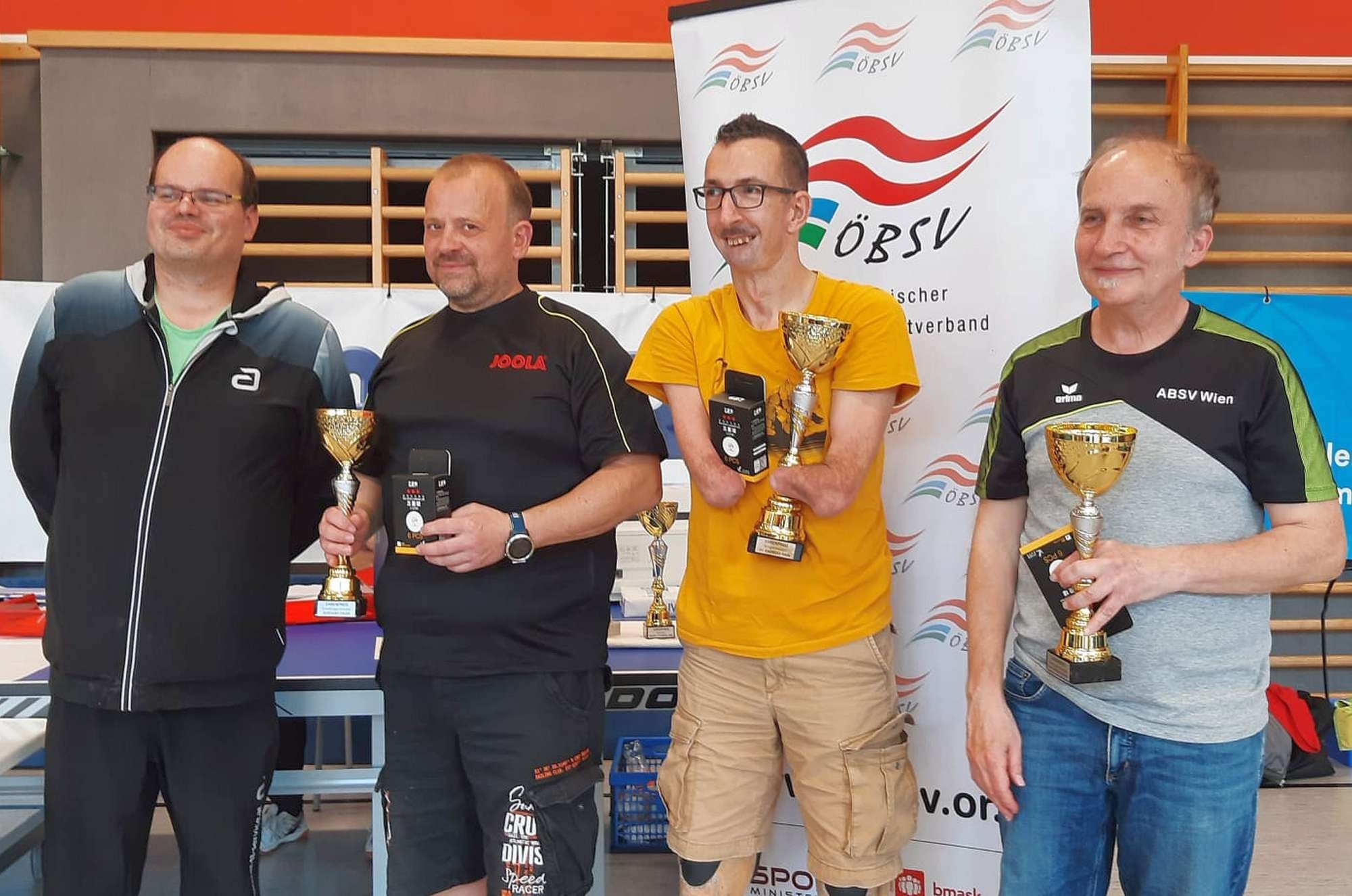 IRobert Huber vom Union BSV Attnang/Vöcklabruck gewinnt den ÖBSV-Cup 2024 im Tischtennis für Behinderte